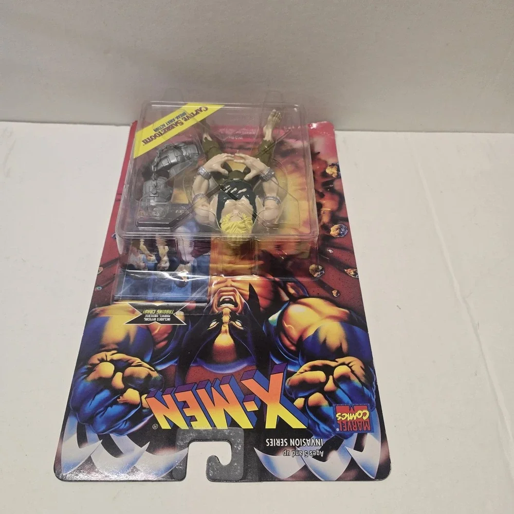 Toy Biz X-Men Invasion Series Captive Sabretooth Action Figure 1995 Marvel 49011